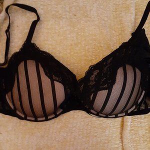 SALE!!!! Pre-Loved Bra-32D